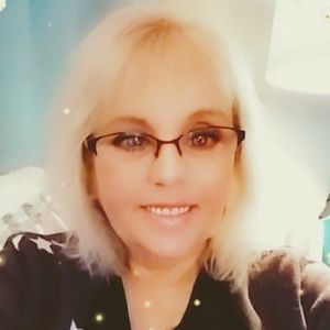 Meet your Posher, Connie